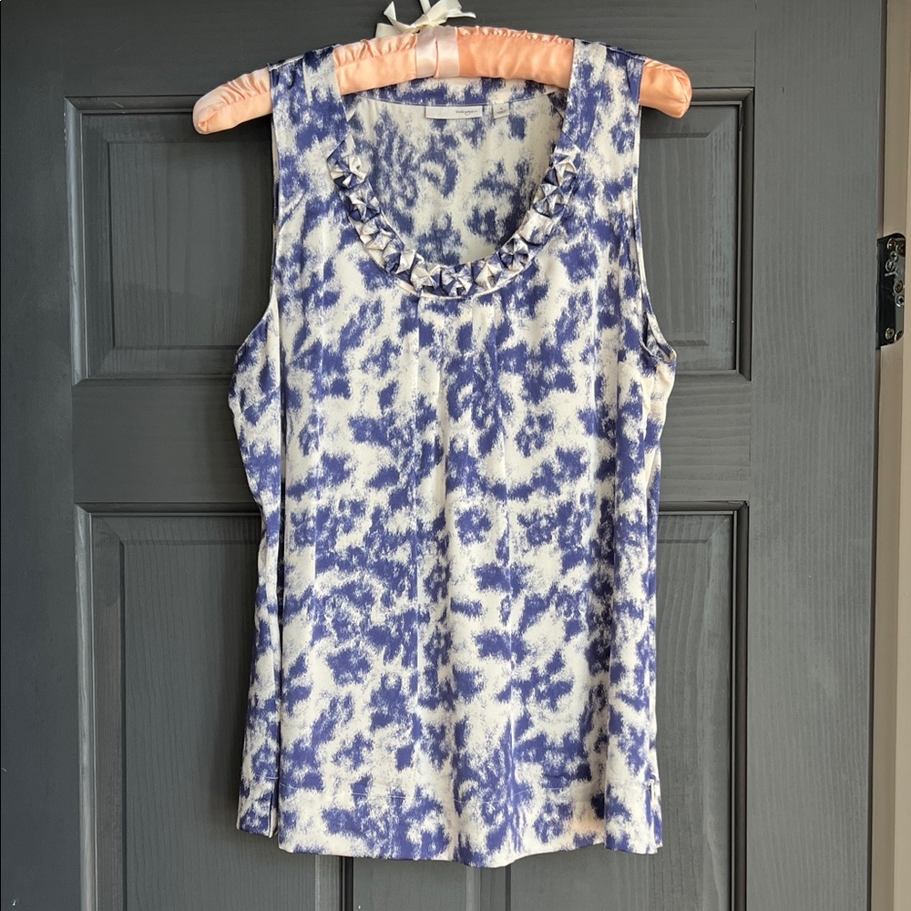 Halogen Silk Blue and White Sleeveless Top, size small